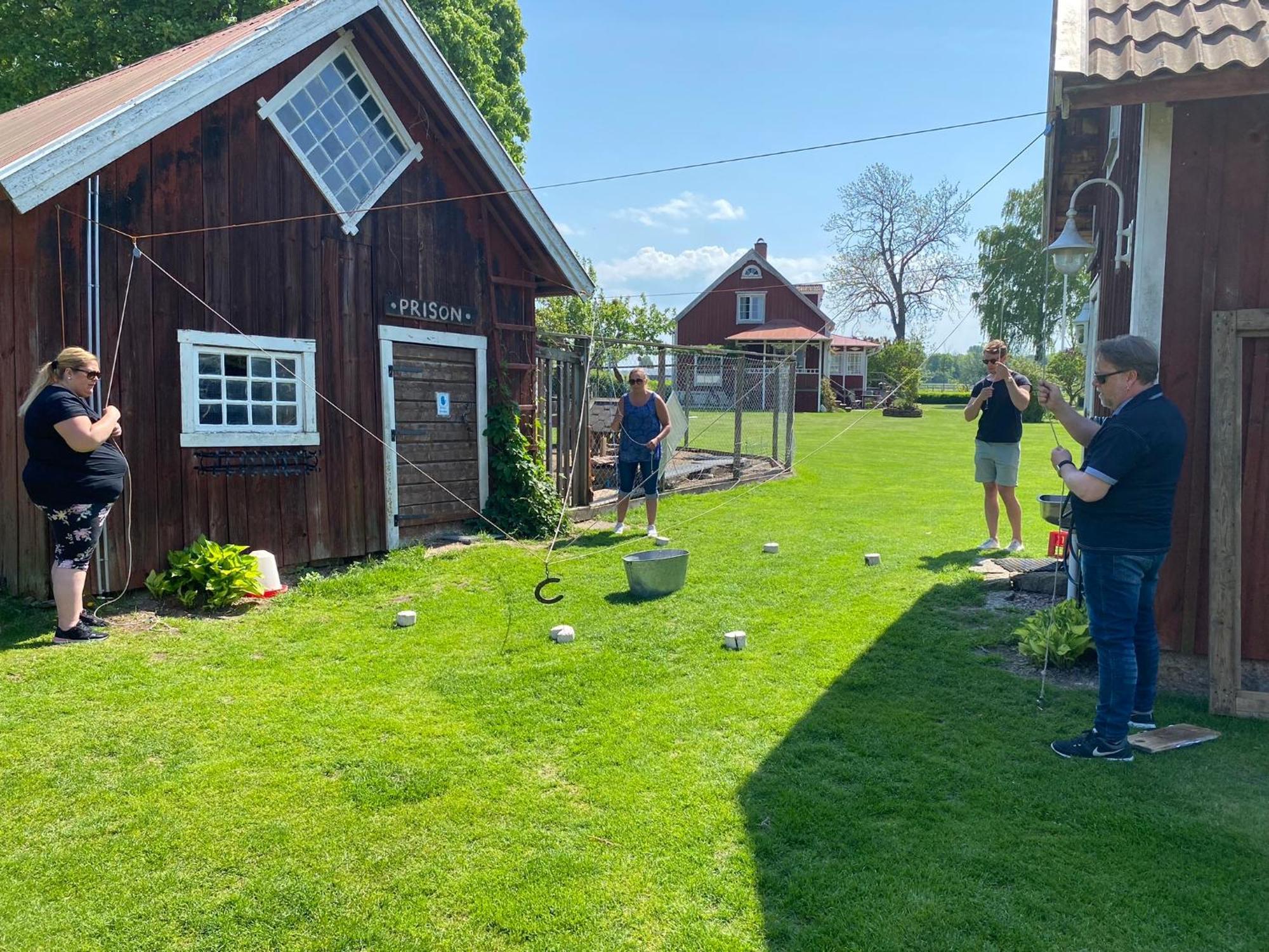 Aeventyrsgardens Vandrarhem, Kinnekulle Kallby Luaran gambar