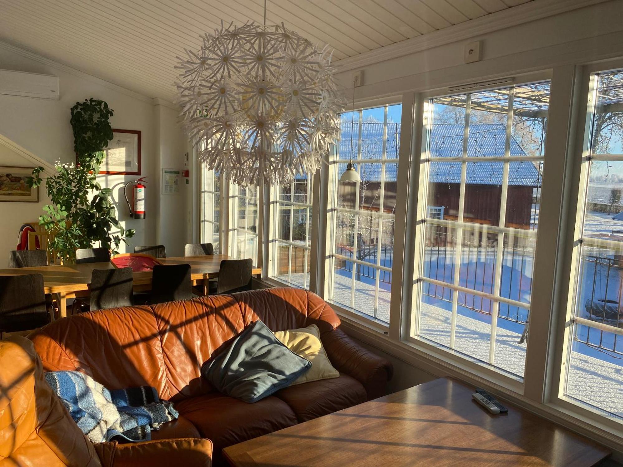 Aeventyrsgardens Vandrarhem, Kinnekulle Kallby Luaran gambar