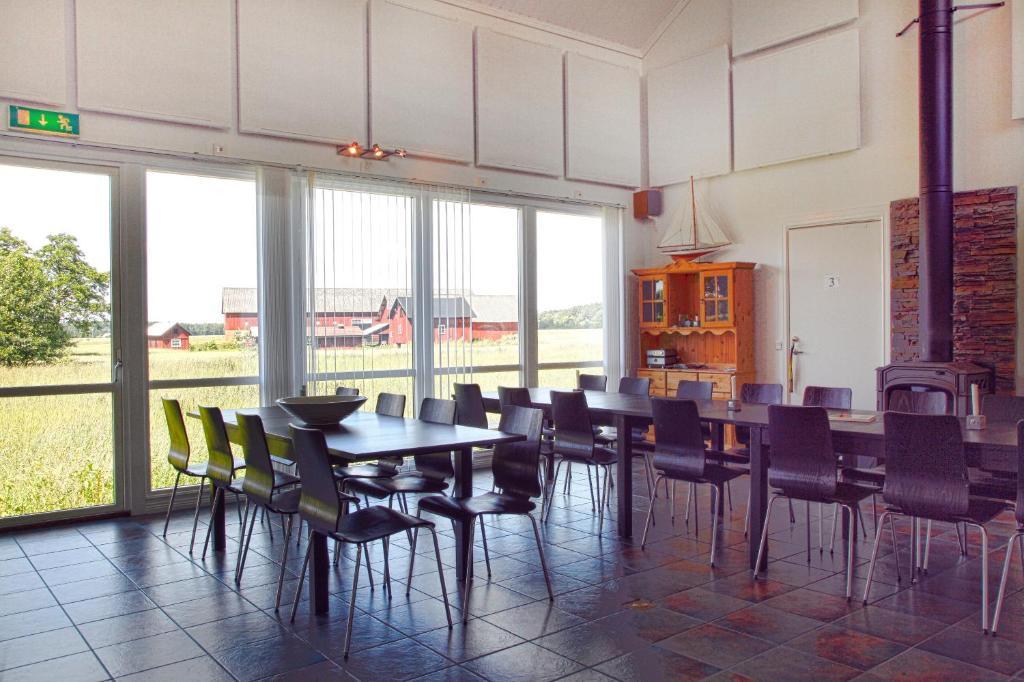 Aeventyrsgardens Vandrarhem, Kinnekulle Kallby Luaran gambar
